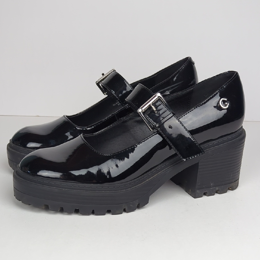 GBG Women's Black Patent Leather Lugged Platform Mary Jane Pumps